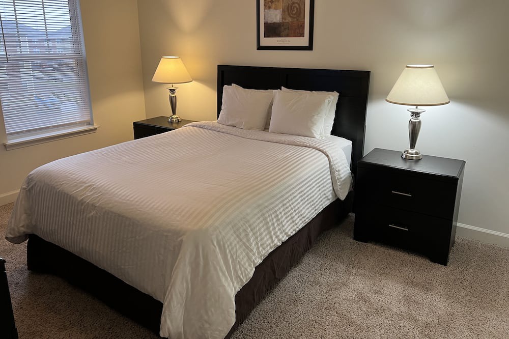 Photo of Bedroom in Troy
