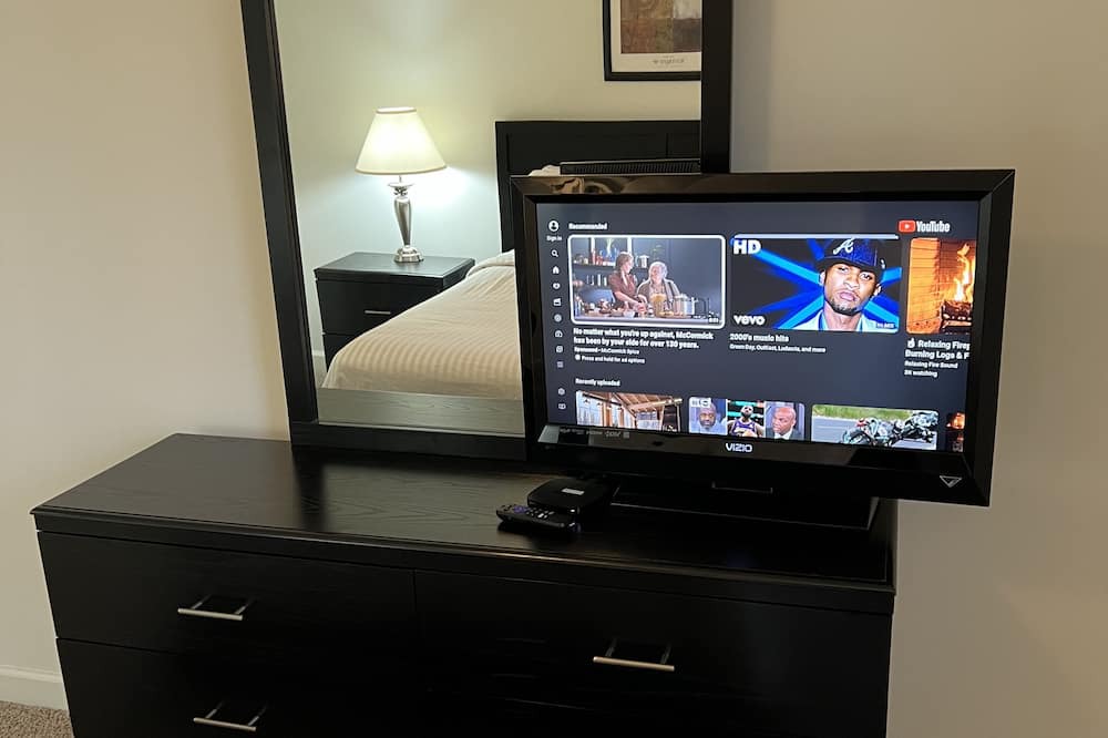 Photo of Bedroom in Troy