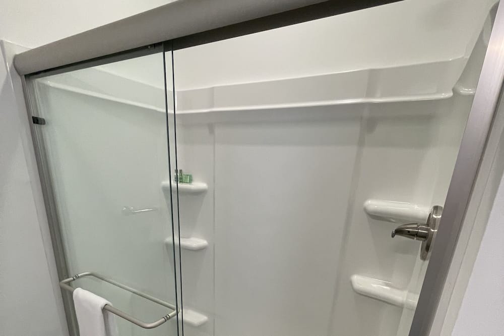 Photo of Others in Tuttle West