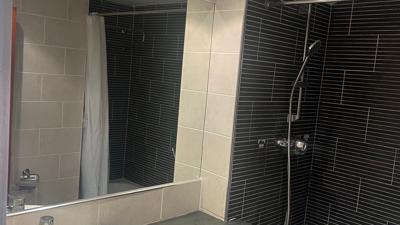 Photo of Bathroom in Kenilworth