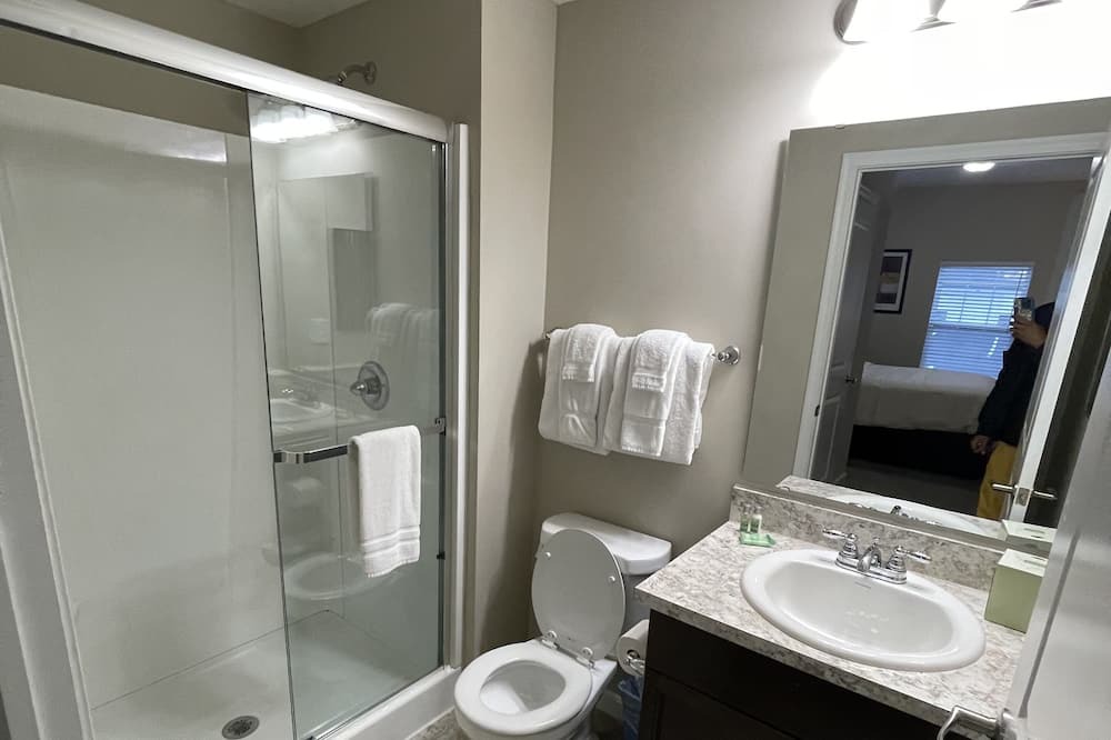 Photo of Bathroom in Marysville