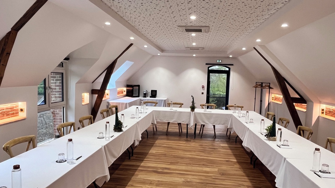 Photo of Others in Merelessart