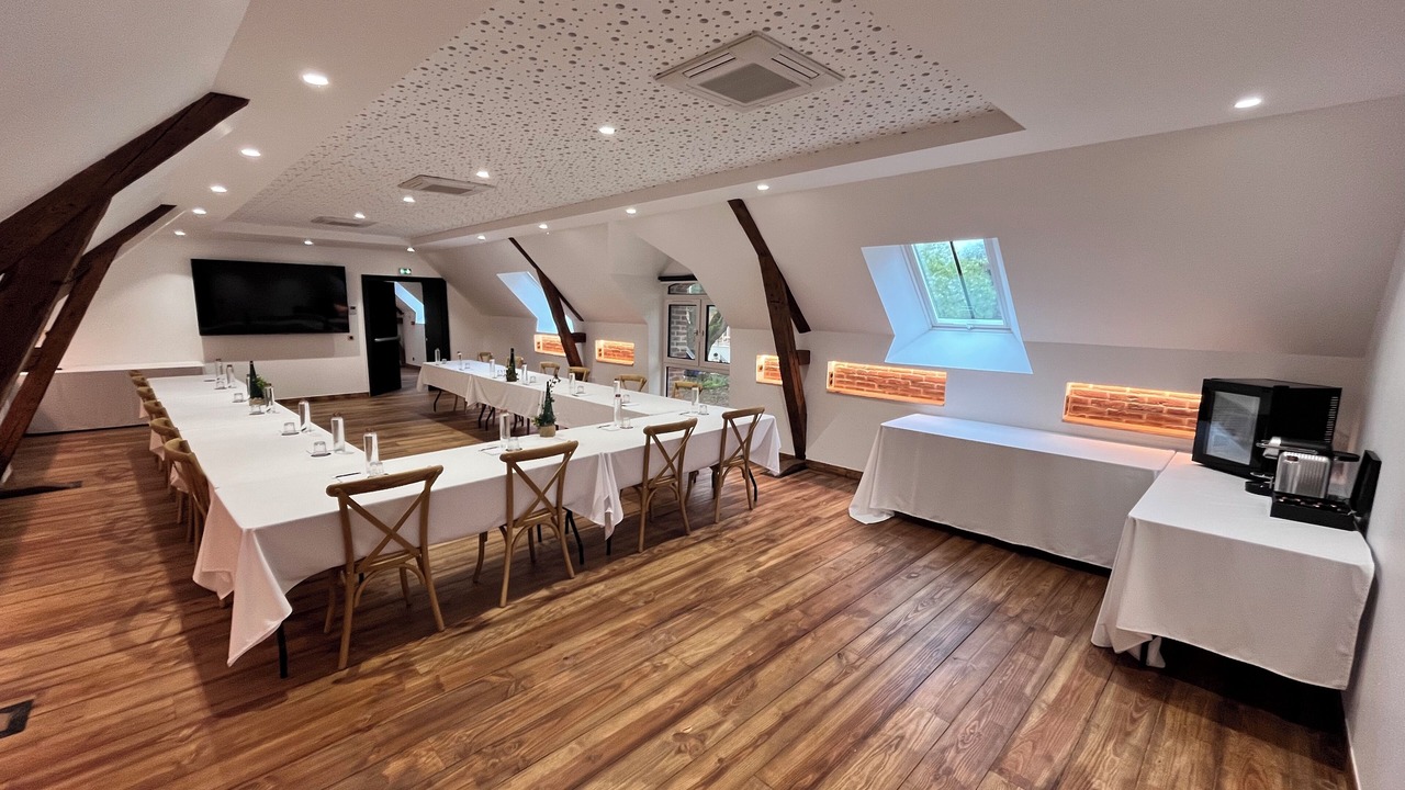 Photo of Others in Merelessart