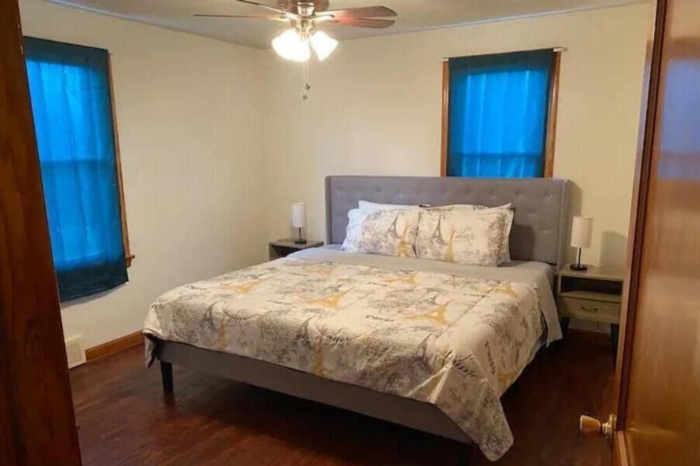 Photo of Bedroom in Johnstown