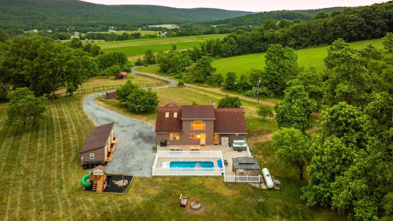 Photo of Outdoor in Mount Aetna