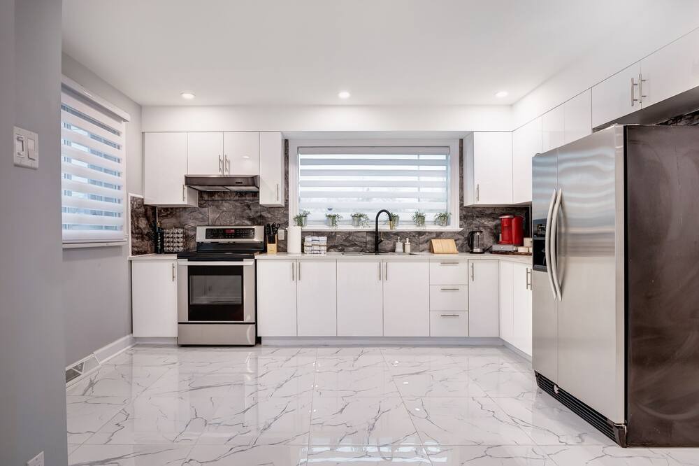 Photo of Kitchen in Saint-Leonard
