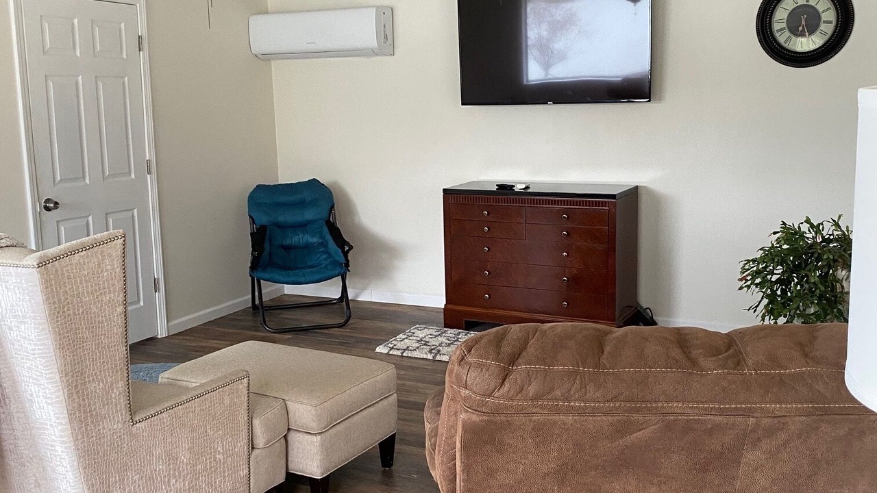 Photo of Livingroom in Poplar Bluff