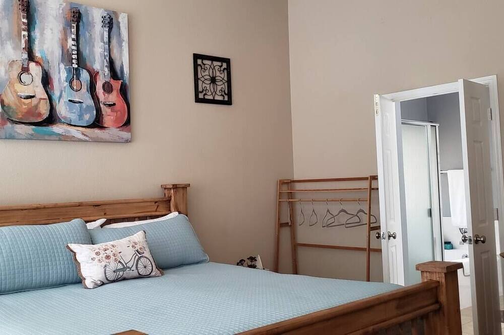 Photo of Bedroom in Killeen
