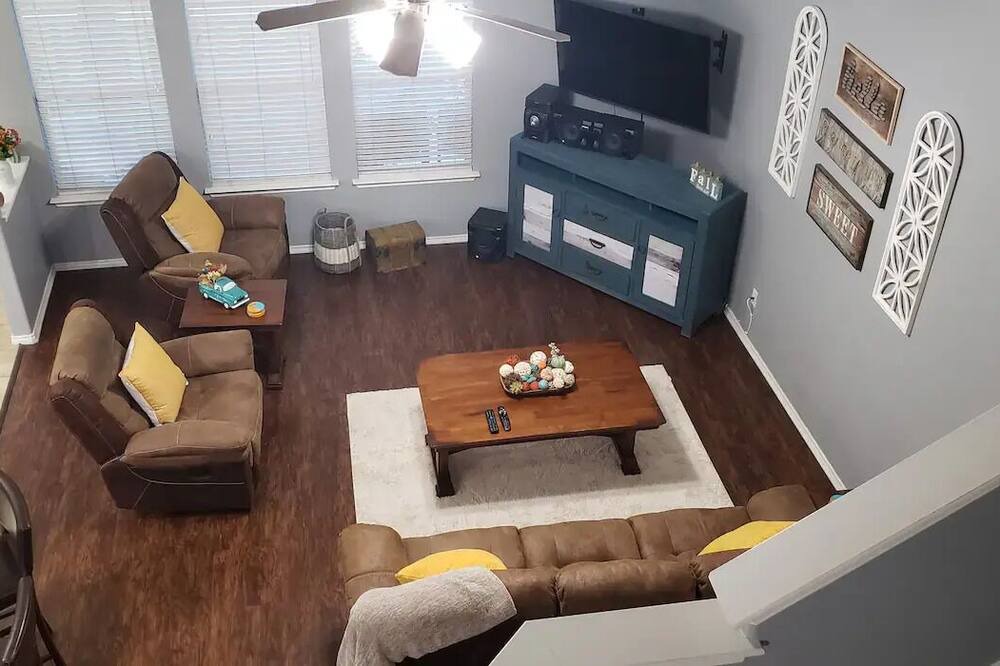 Photo of Livingroom in Killeen