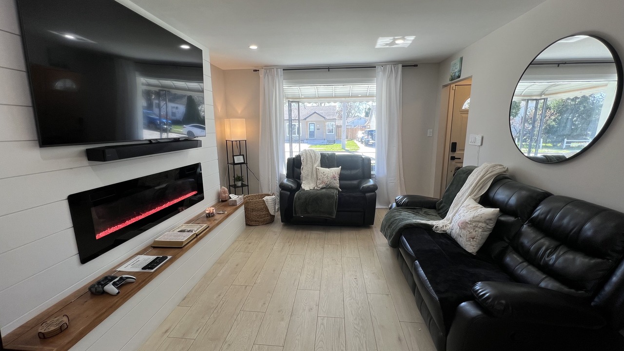 Photo of Livingroom in Windsor