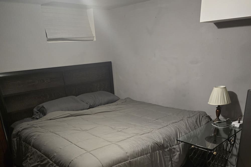 Photo of Bedroom in Newmarket
