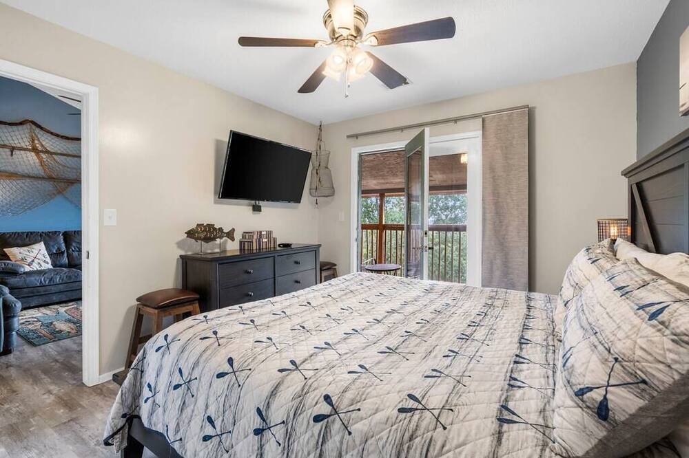 Photo of Others in Notch Estates