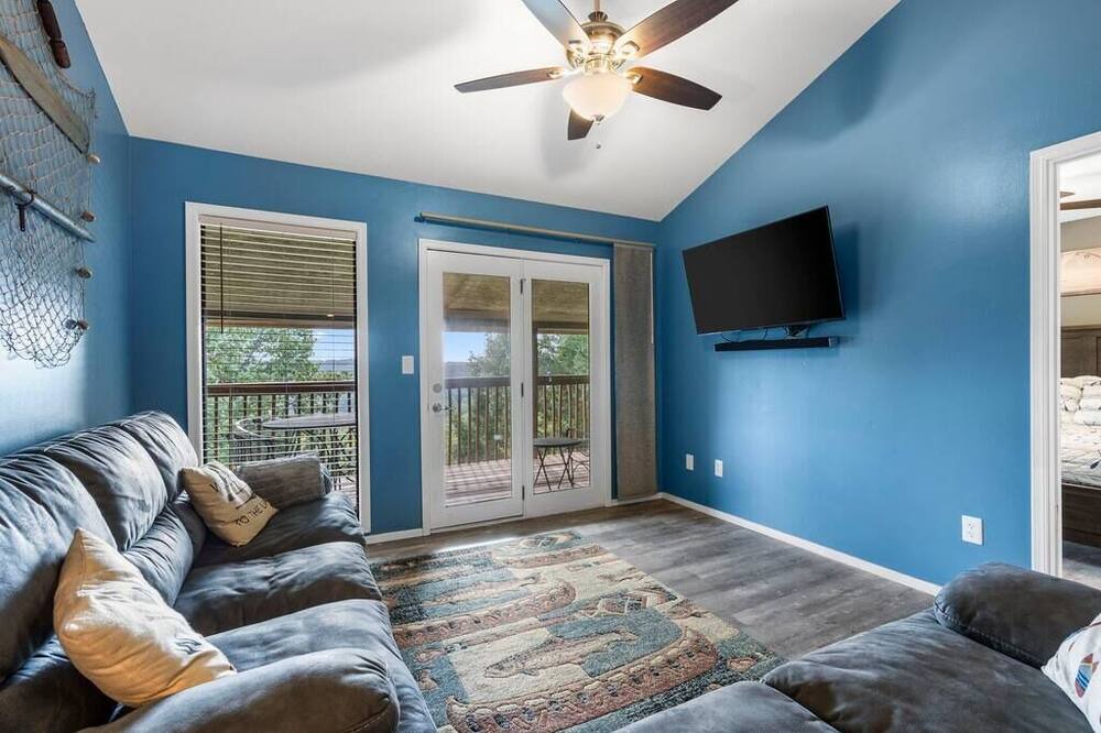 Photo of Bedroom in Notch Estates
