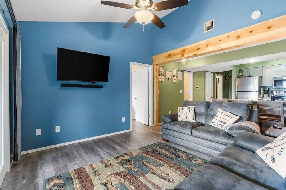 Photo of Others in Notch Estates