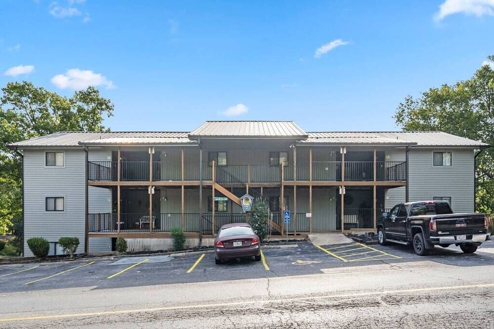 Photo of Others in Notch Estates