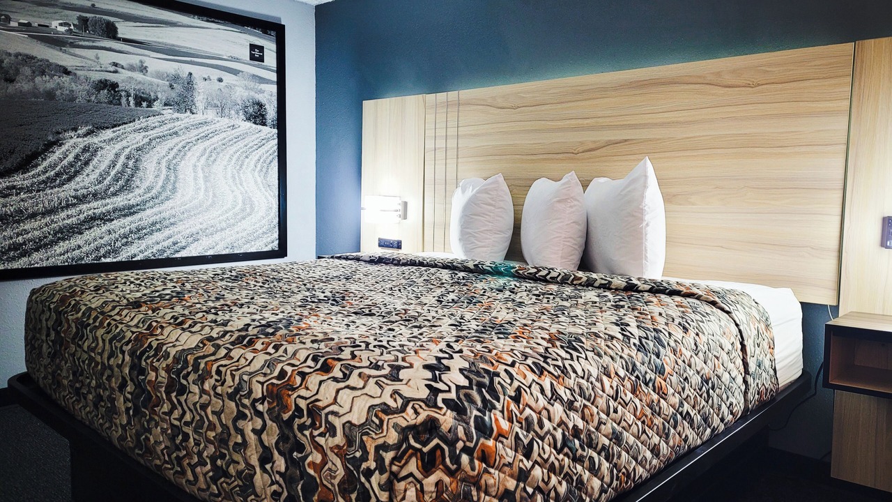 Photo of Bedroom in Spencer