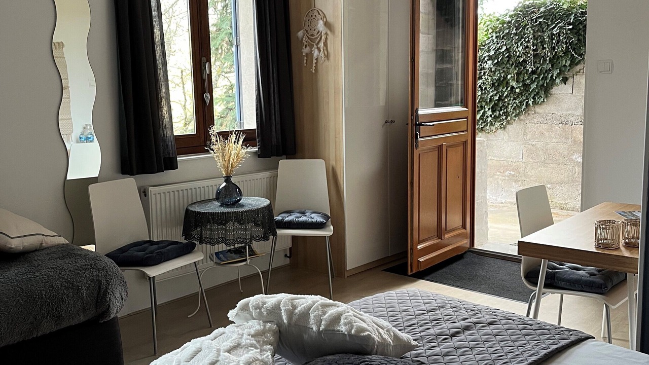 Photo of Bedroom in Marat