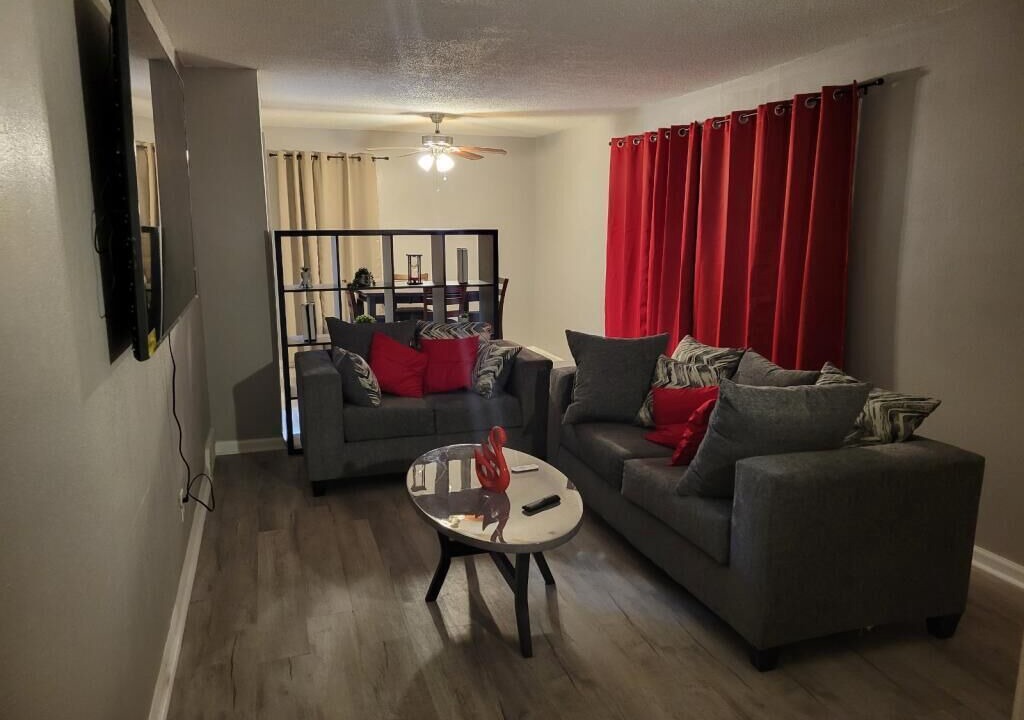 Photo of Livingroom in Frayser
