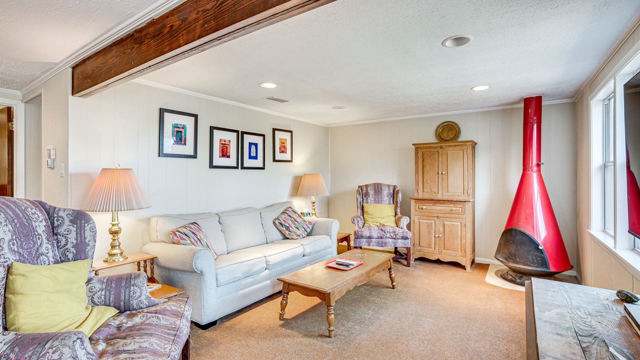 Photo of Livingroom in Coldspring