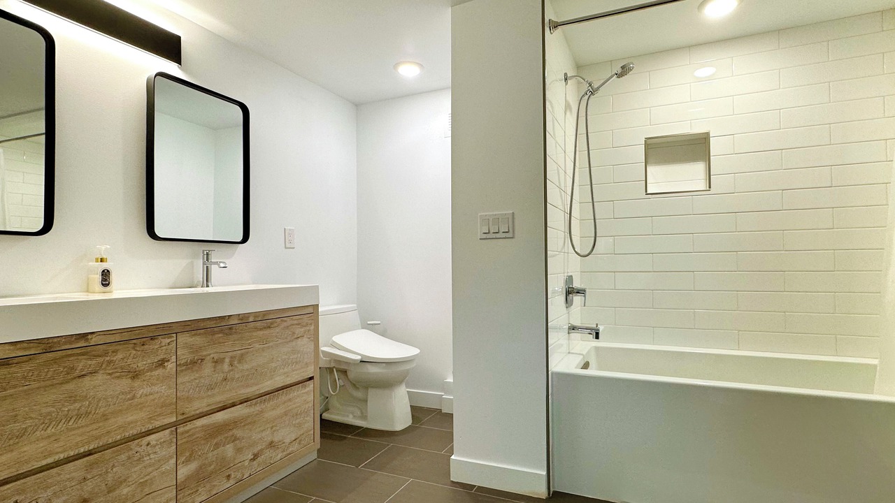 Photo of Others in Matthews Beach