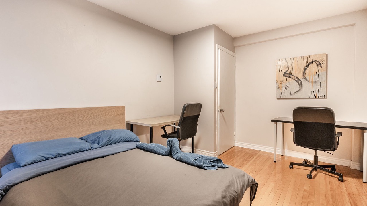 Photo of Bedroom in Quartier des Spectacles