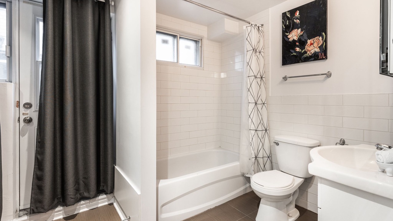 Photo of Bathroom in Quartier des Spectacles