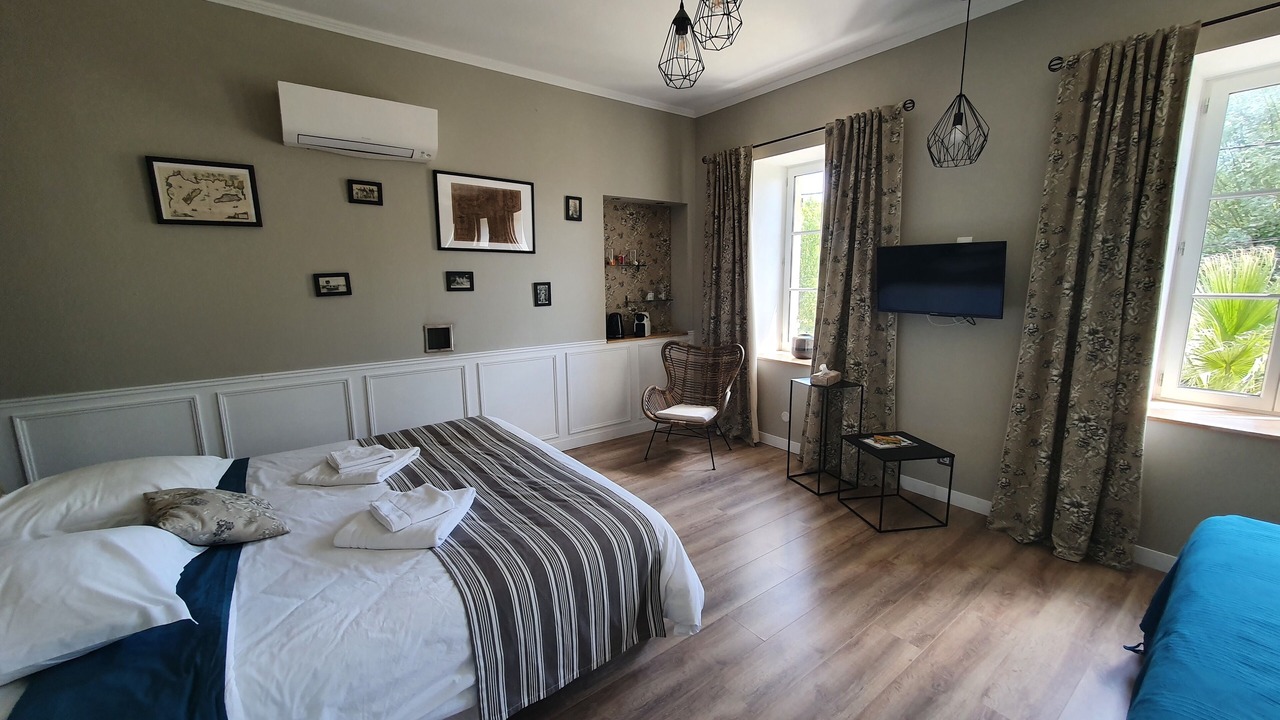 Photo of Bedroom in Braud-et-Saint-Louis