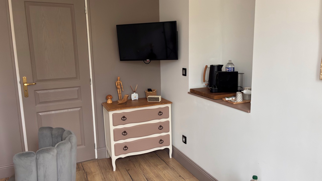 Photo of Bedroom in Tracy-sur-Mer