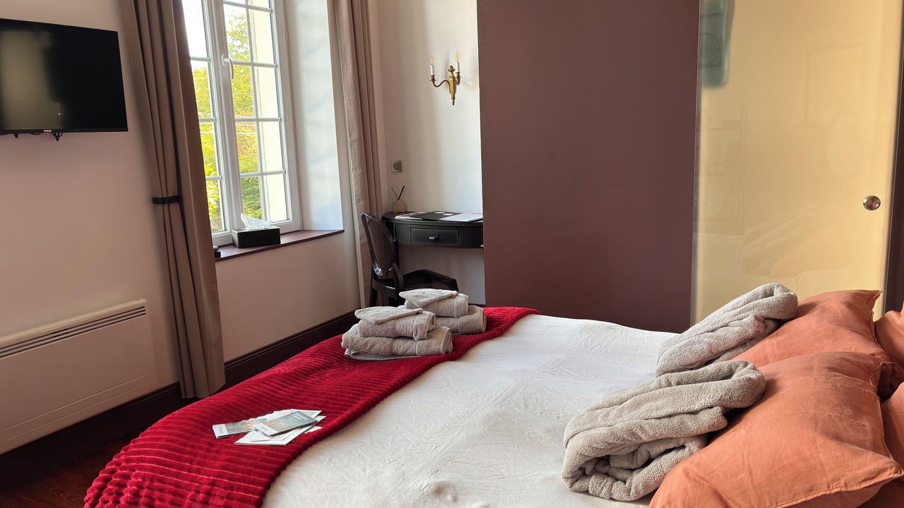 Photo of Bedroom in Tracy-sur-Mer