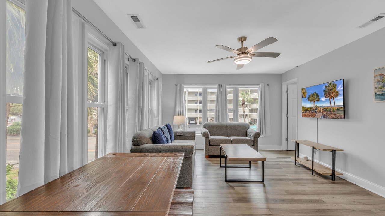 Photo of Livingroom in Windy Hill