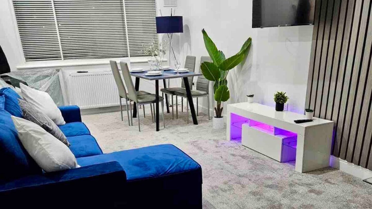 Photo of Livingroom in Staines