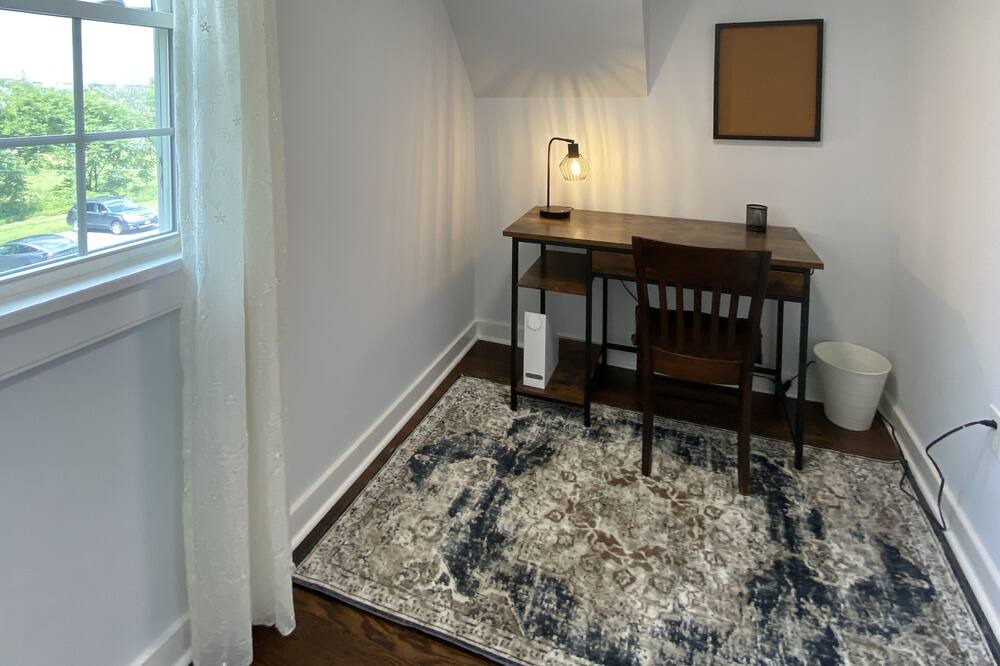 Photo of Others in Hudson