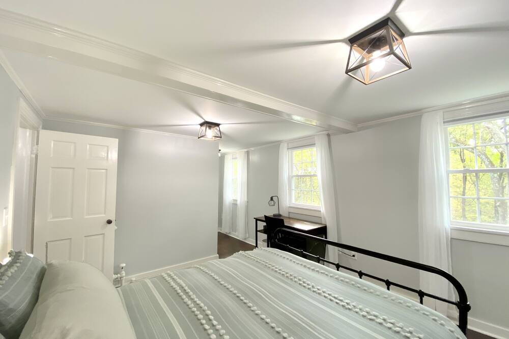 Photo of Bedroom in Hudson