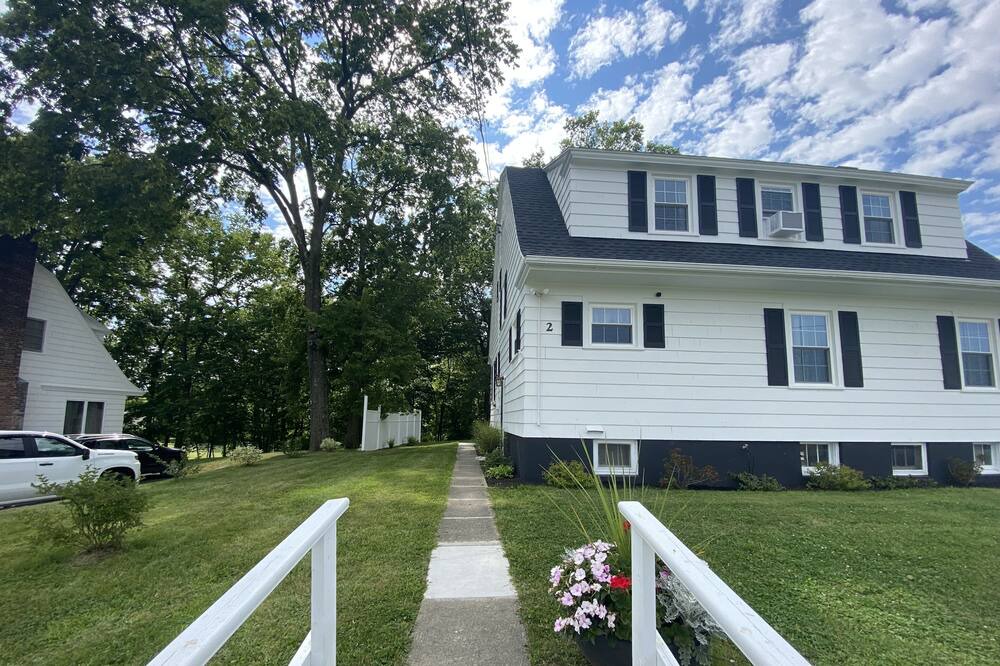 Photo of Outdoor in Hudson