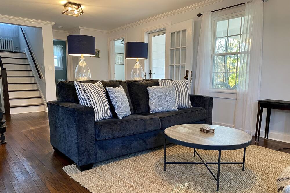 Photo of Others in Hudson