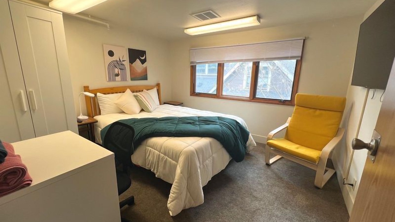 Photo of Bedroom in Eugene