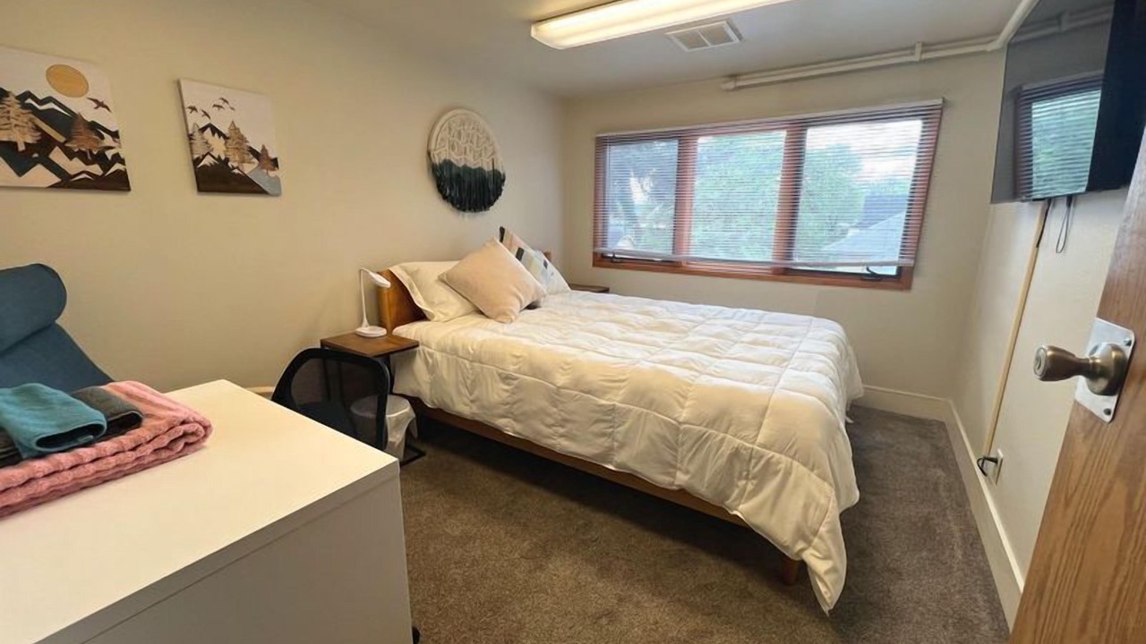 Photo of Bedroom in Eugene