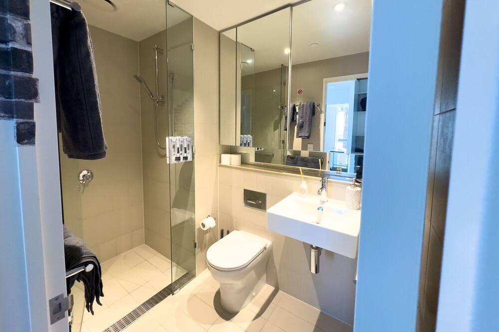 Photo of Bathroom in Docklands