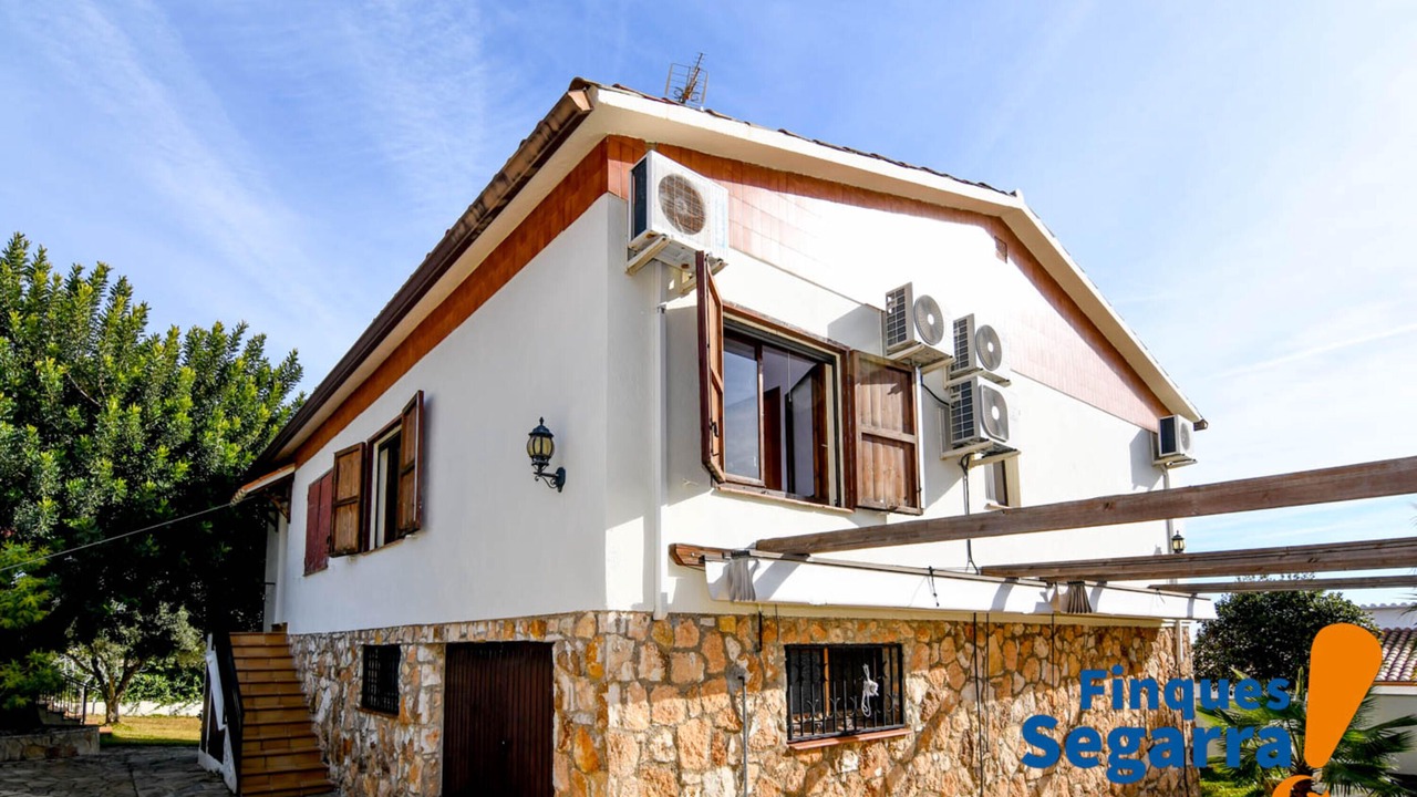 Photo of Outdoor in El Roc de Sant Gaieta
