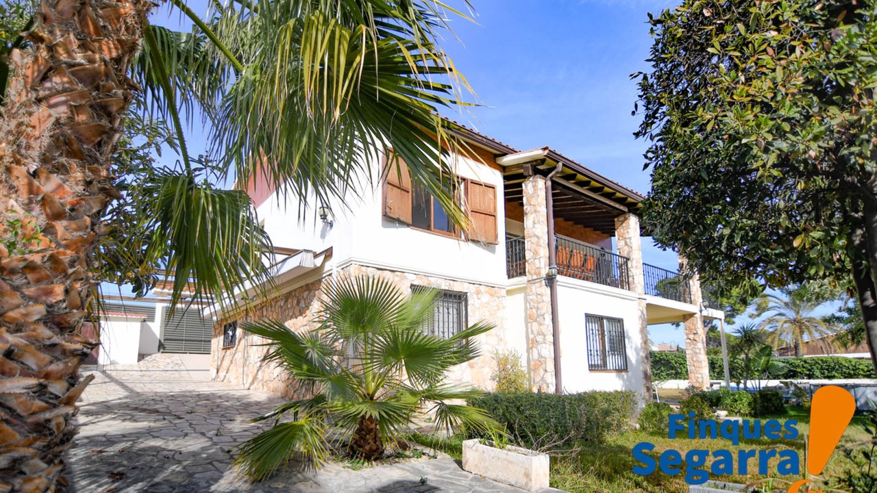 Photo of Outdoor in El Roc de Sant Gaieta