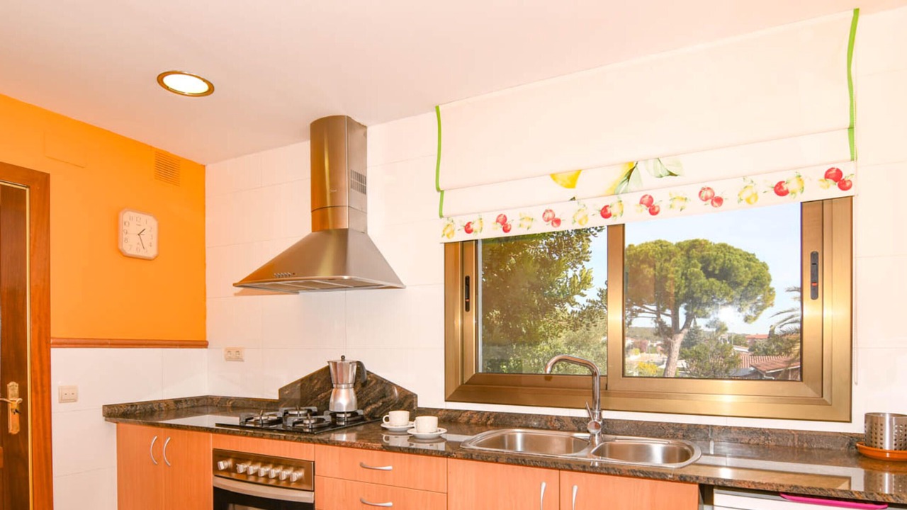 Photo of Kitchen in El Roc de Sant Gaieta