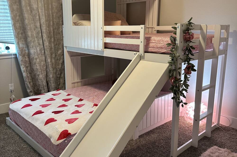 Photo of Bedroom in Pasco