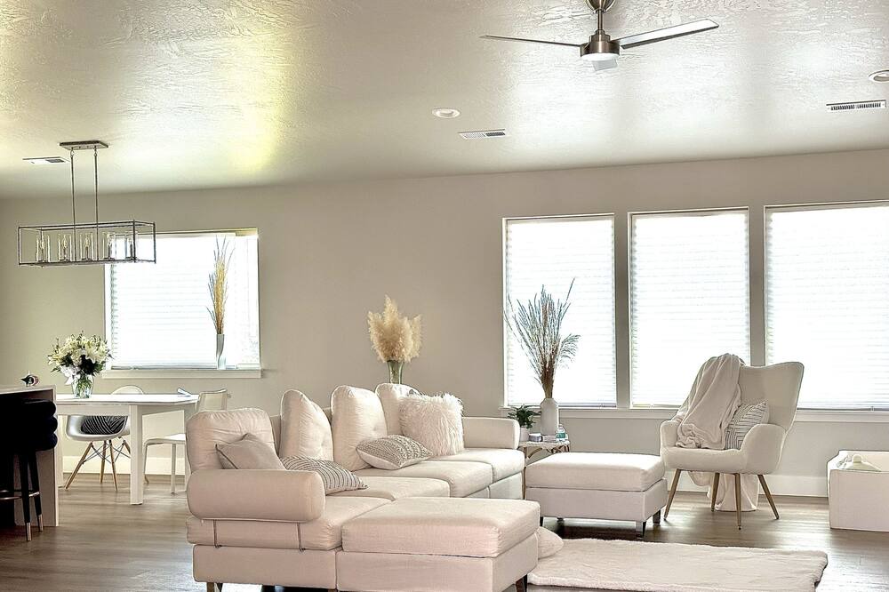 Photo of Livingroom in Pasco