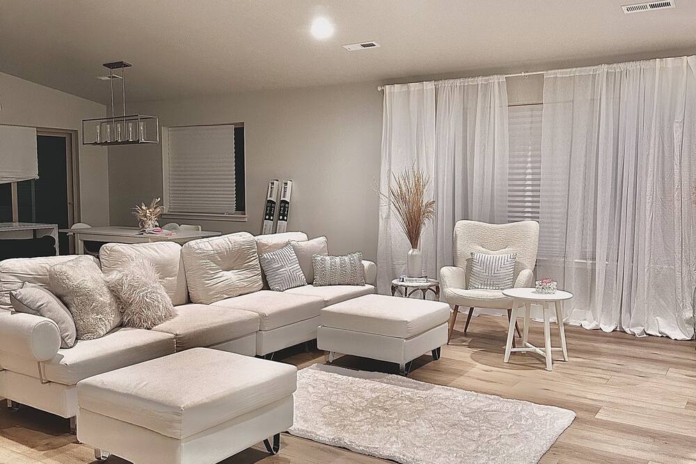 Photo of Livingroom in Pasco