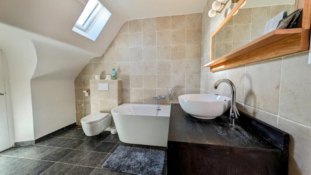 Photo of Bathroom in Laons
