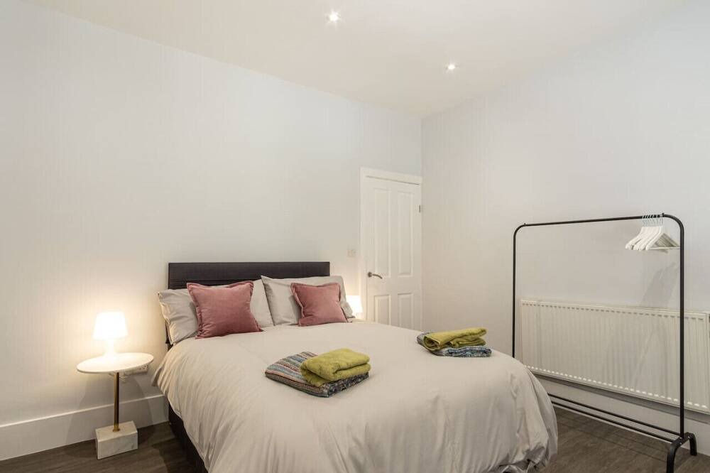 Photo of Others in Coalville