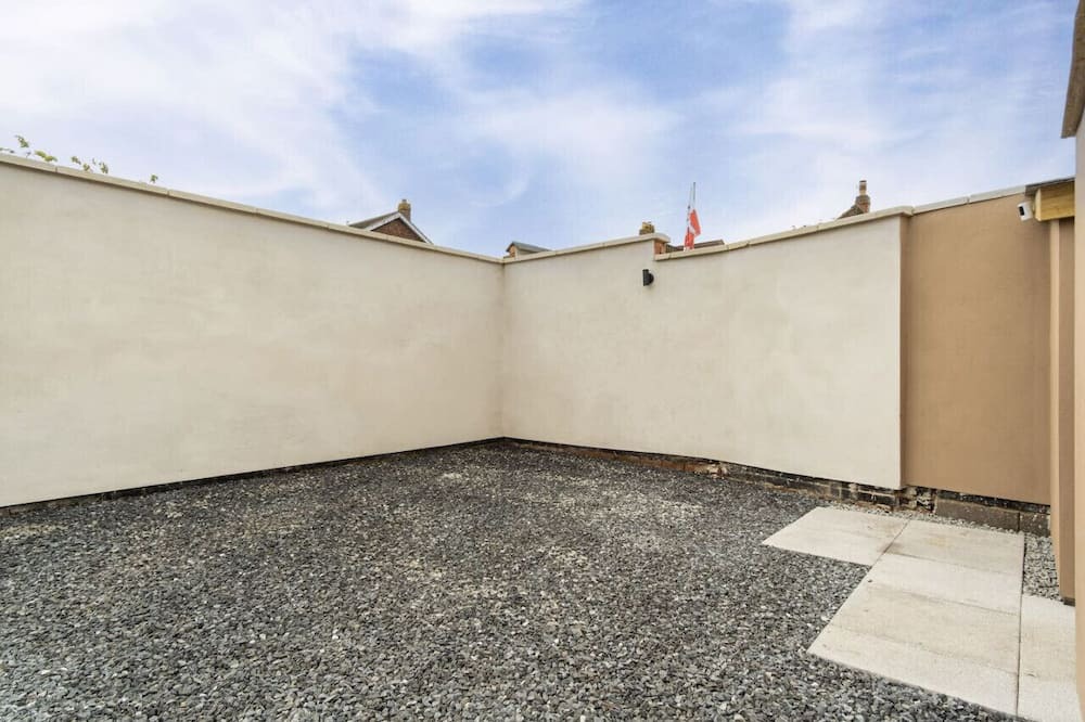 Photo of Others in Coalville