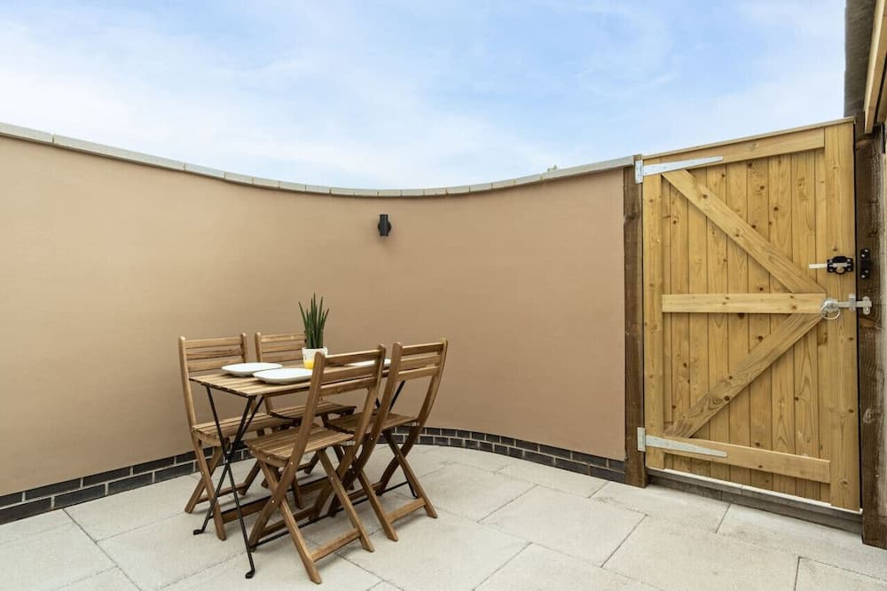 Photo of Others in Coalville