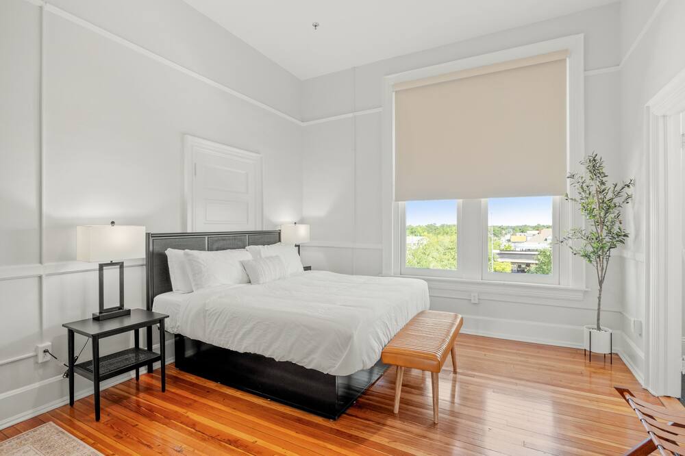 Photo of Bedroom in Valdosta