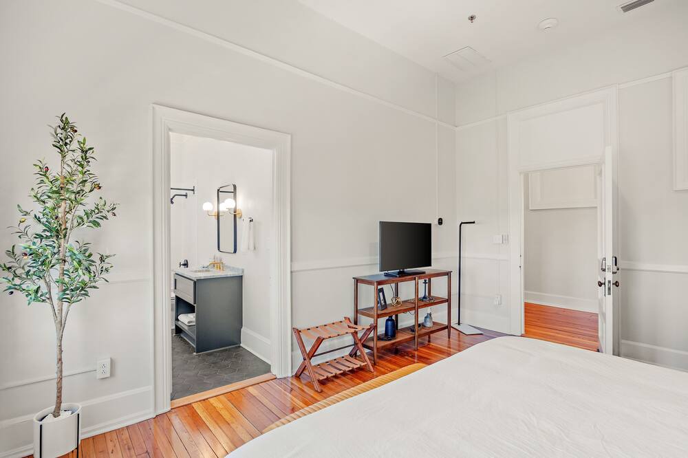 Photo of Bedroom in Valdosta